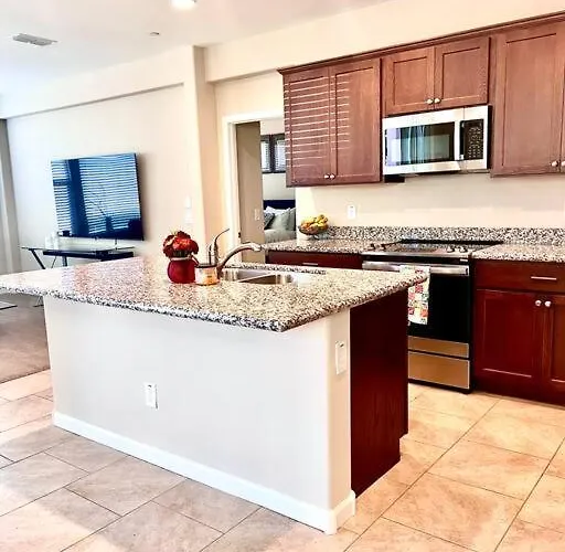 Hébergement de vacances Upscale Fully Furnished Home-gated Golf Community