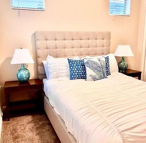 Upscale Fully Furnished Home-gated Golf Community Hébergement de vacances *