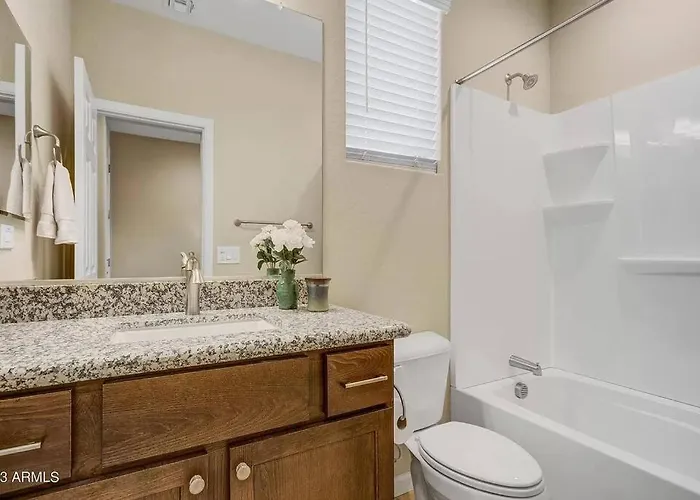 Hébergement de vacances Upscale Fully Furnished Home-gated Golf Community Rio Verde