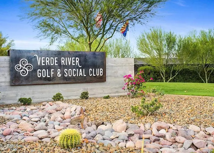 Hébergement de vacances Upscale Fully Furnished Home-gated Golf Community Rio Verde